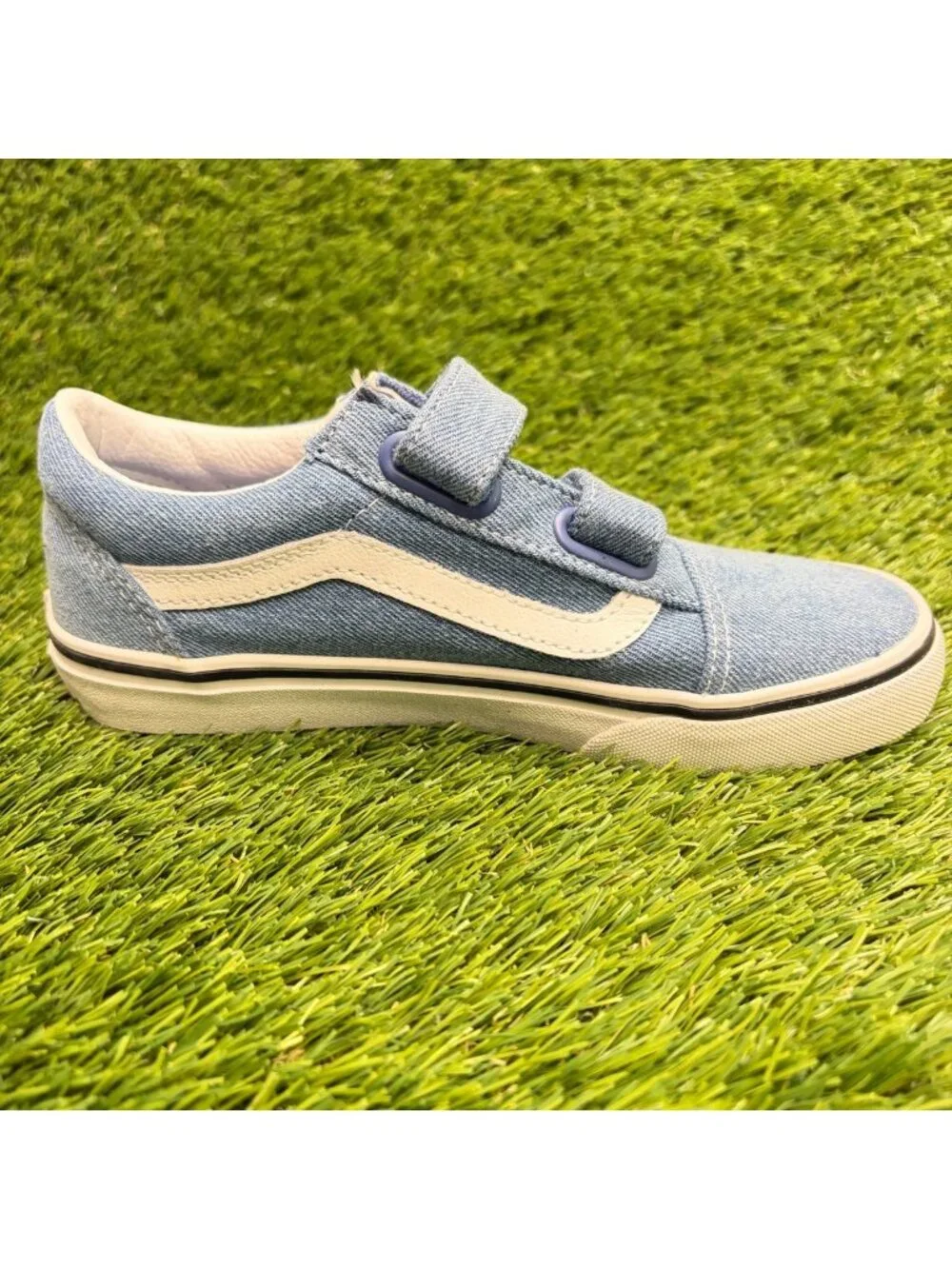 Vans Old Skool V Boys Size 2.5Y Denim Blue White Athletic Skate Shoes Sneakers